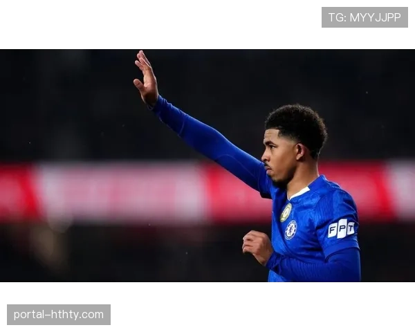 福法纳踩踏染红离场，切尔西十人作战补时阶段遭伯恩利绝平