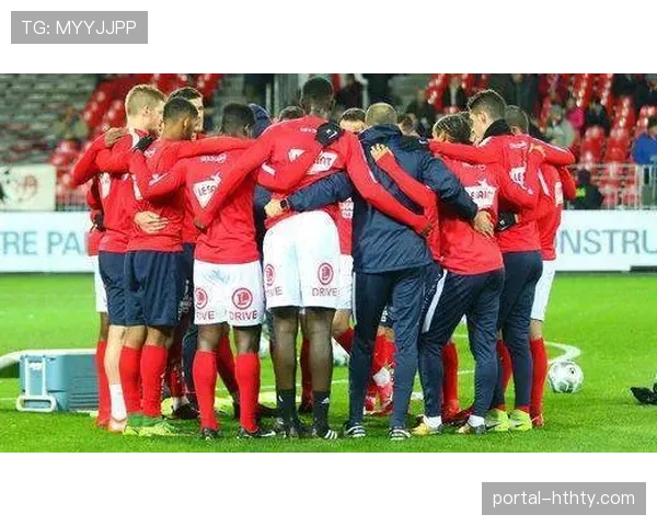 观点:2026赛季法甲保级混战空前激烈,最后一轮仍有五队可能降级 观点:2026赛季法甲保级混战空前激烈,最后一轮仍有五队可能降级